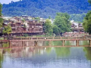 Jiaguan Town