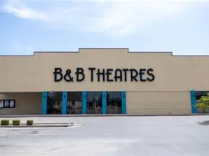 B & B Cinema 8