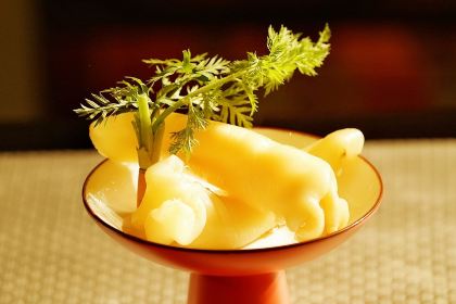 REVOLVING RESTAURANT