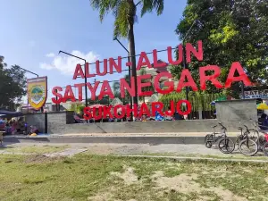 Alun-Alun Satya Negara Sukoharjo