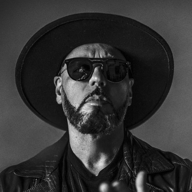 Ibiza | Roger Sanchez<FLOWER POWER>Show | Pacha