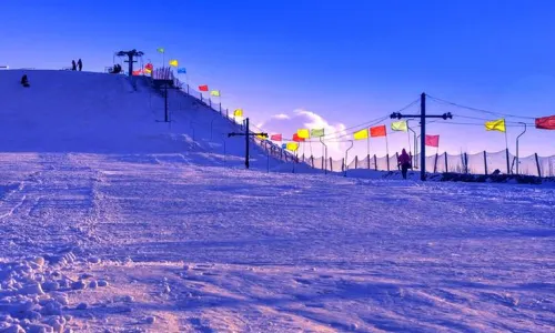 Yinchuan Mingcui Lake Siji Ski Field