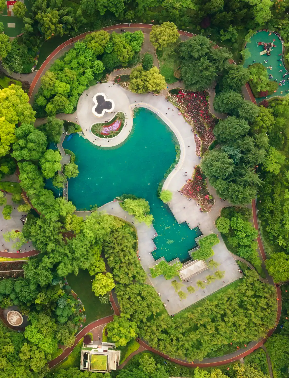 산촨 공원 주변 호텔