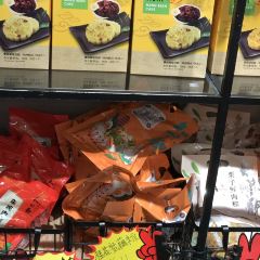 ZHIWEIGUAN User Photo