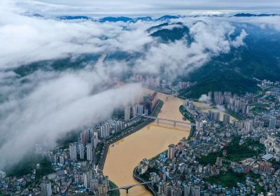 Kaunti Berautonomi Pengshui Miao dan Tujia