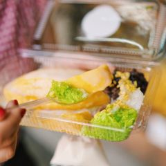 Mae Varee Mango Sticky Rice User Photo