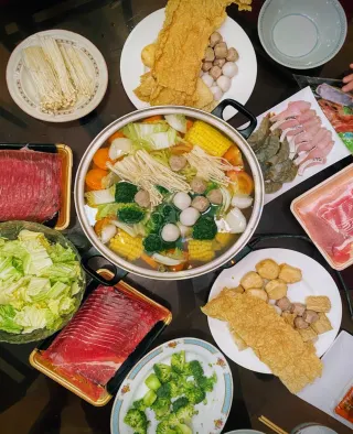 An array of Singaporean cuisine