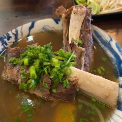 Golden Deli 여행 사진