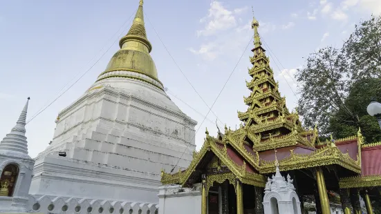 Wat Kaew Don Tao Suchadaram