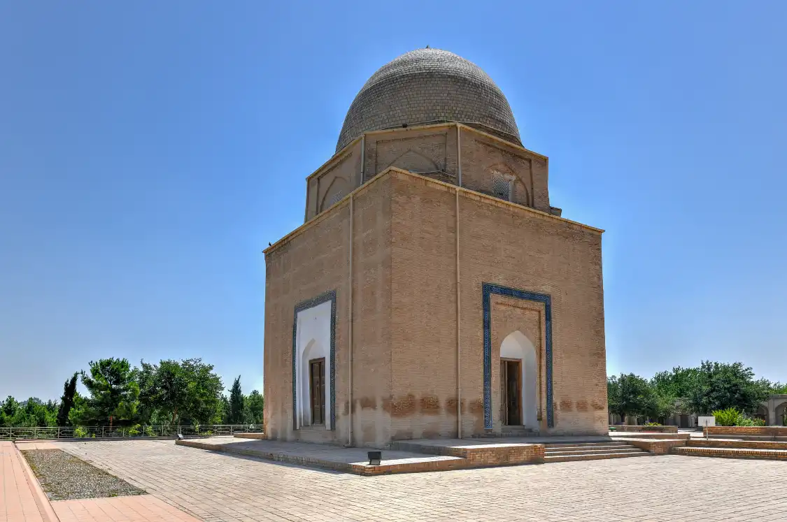 Hotels near Rukhobod Mausoleum