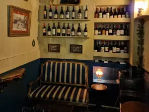 Voilà ! Bar à vins du monde