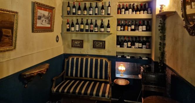 Voilà ! Bar à vins du monde