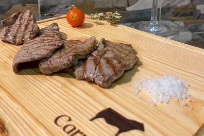 Carnívoro Steak Wine & Friends