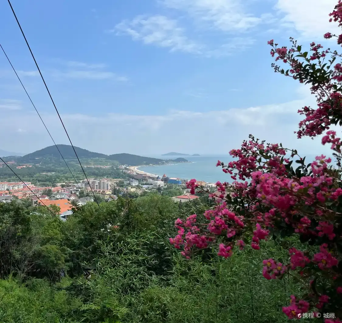 Hotels near Liuqing Bay