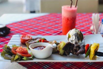 Little Boat Seafood Restaurant