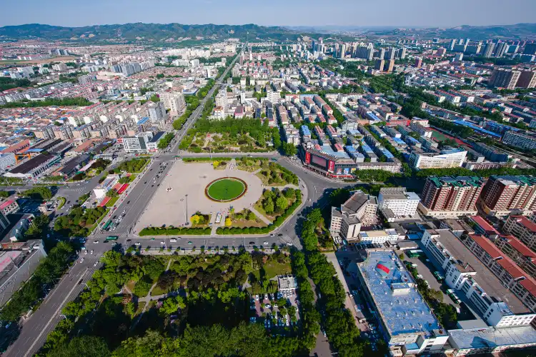 Hotels near Bayi Square