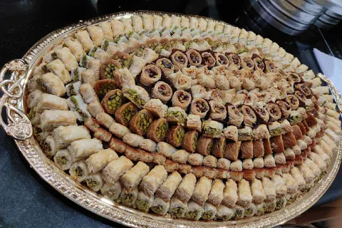 Al Samadi Sweets
