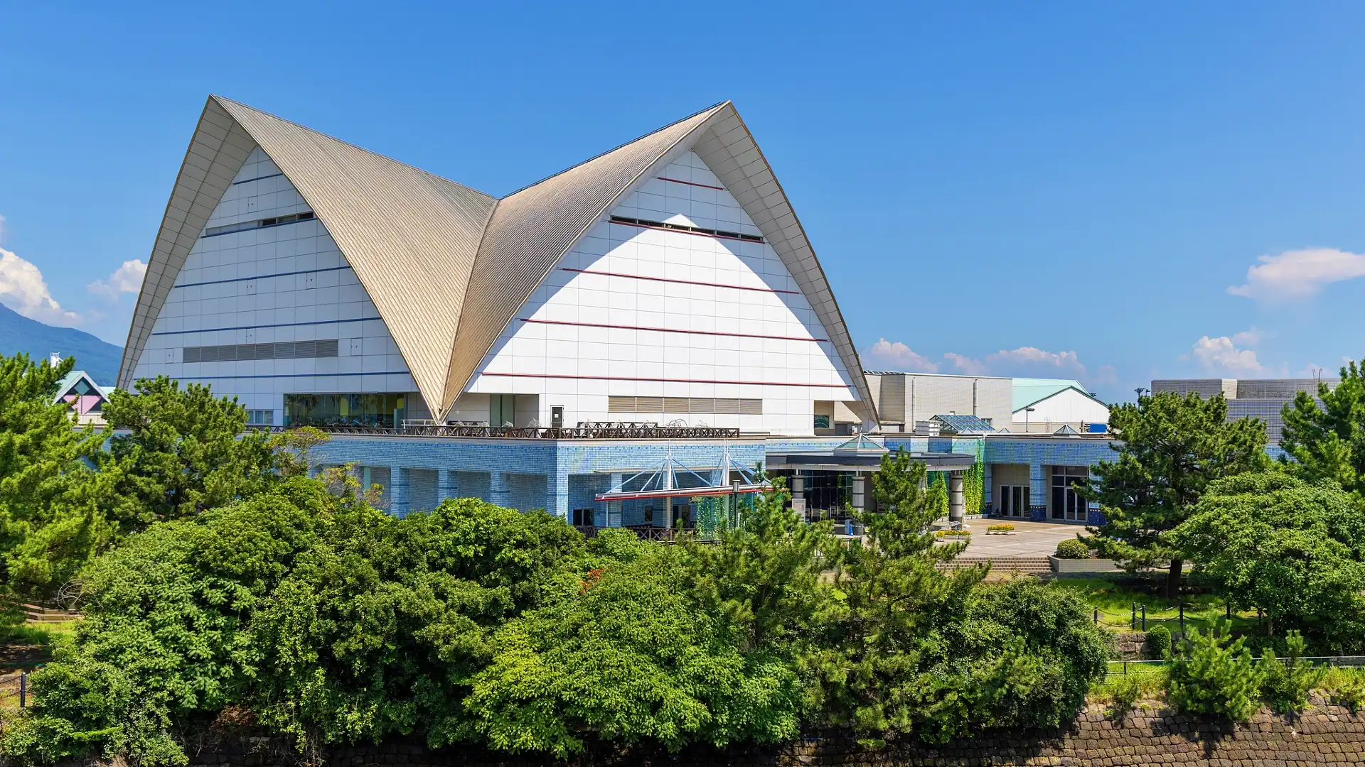 Hotels near Kagoshima City Aquarium