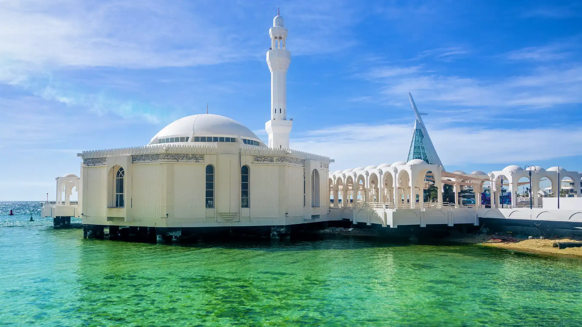 Hotel dekat Floating Mosque