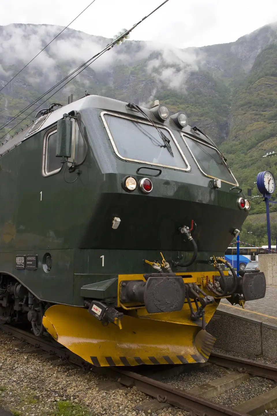5_Flam Train