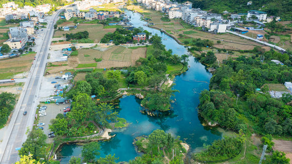 Daxing Jiudun Skylight