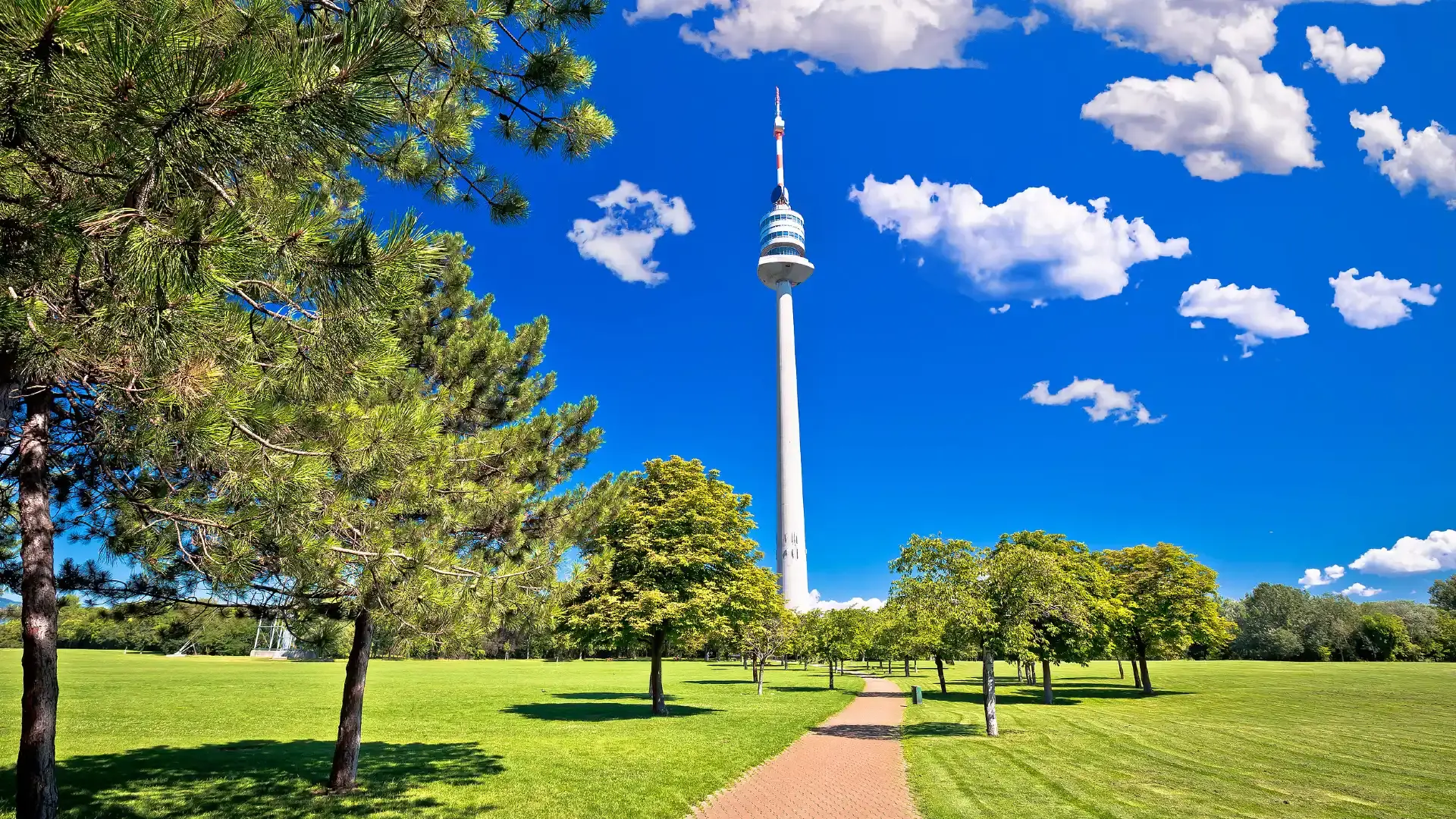 Hotels near Danube Tower