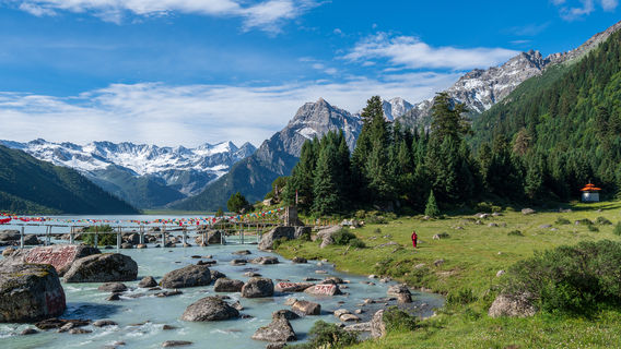 Yulong Lacuo Scenic Area