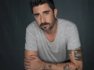 Giron | Alex Ubago<¿Qué pides tú?>25th Anniversary Tour