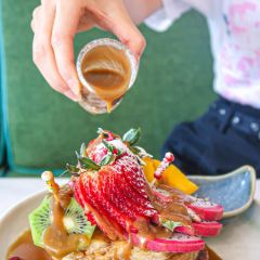 Avocado Fruit Lounge Cafe User Photo