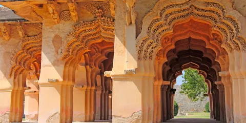 維魯巴克沙神廟