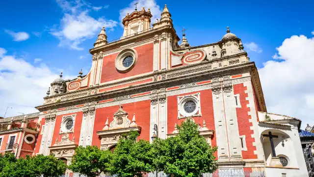 Hotels near Iglesia de el Salvador