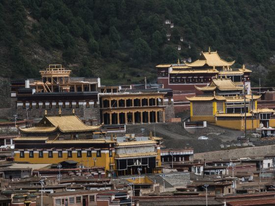 Gongba Temple