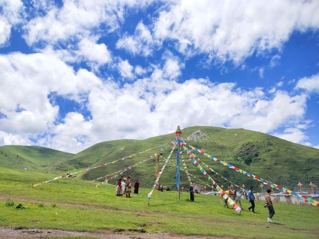 Lhagang Grassland
