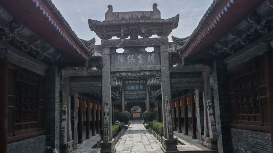 三原城隍庙，位于陕西三原县东渠岸街中部，与龙桥中学相邻，总建
