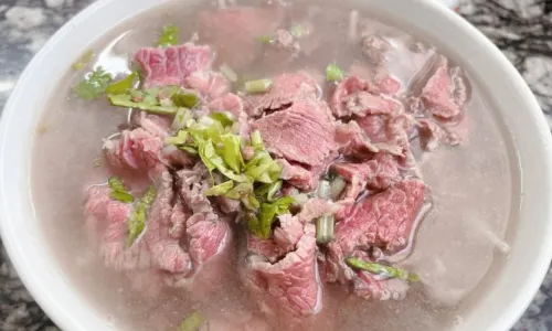 老鬍牛肉粿