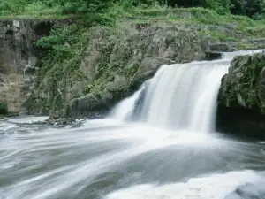 踏水橋瀑布