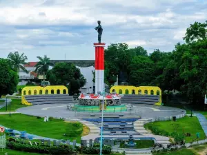 Tugu Juang Jambi