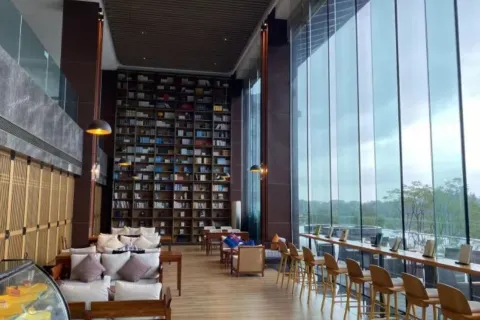 LE MERIDIEN BAR