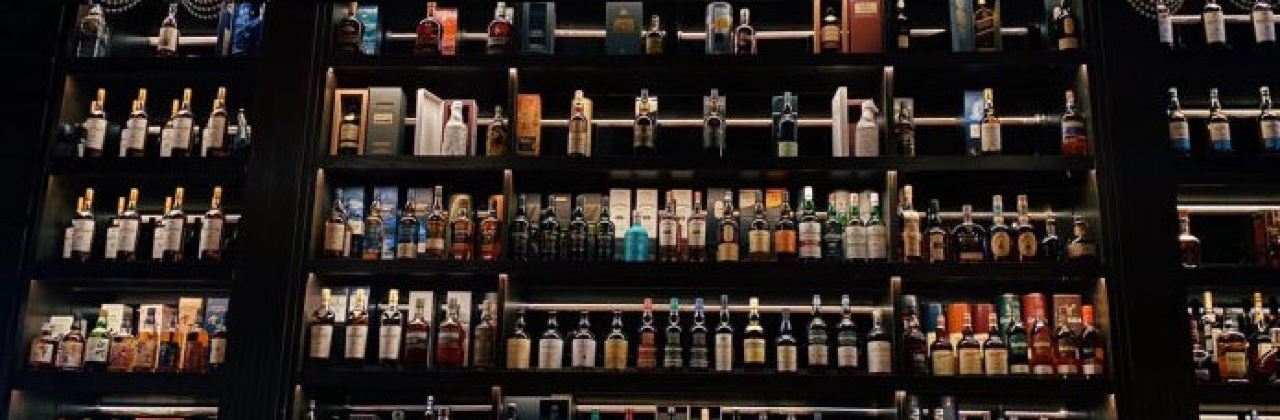 HAKUNA MATATA Whisky&Cocktail Bar