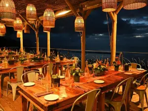Top 5 Restaurants for Views & Experiences in Mauritius