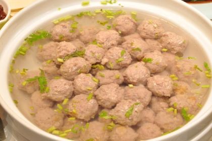 Guests come Banquet QingZhou