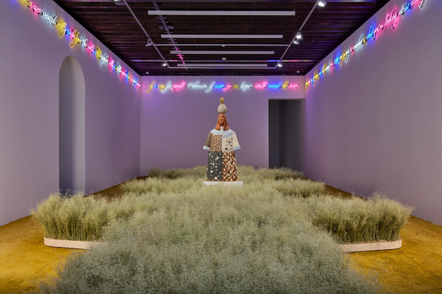 塔瓦雷斯·斯特拉坎個展《無星午夜》 | Marian Goodman Gallery