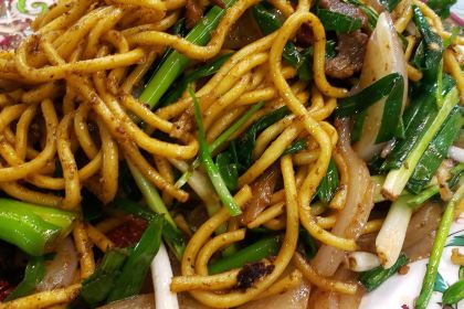 老街烧烤城(河堤夜市店)