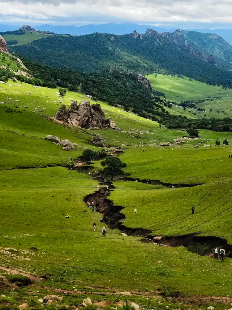 Hotels in Bairin Right Banner