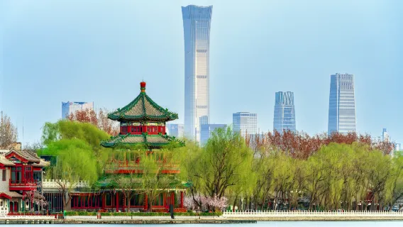 玩水避暑