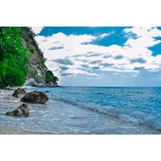 The most interesting allure of Batu Putih Beach is definitely the big white cliff. We usually sit in front of it in order to avoid the heat of the sun. It is because the cliff covers them and provides a nice spot for relaxation. Not to mention it becomes a nice object of photography. You can either take pictures of it thoroughly or stand in front of the cliff and take selfies there. One thing, you must come at a good weather in order to get the best pictures and light.
The beach also features soft-textured sand, which is quite perfect for sitting and beach walking. Plus, the sea scenery looks amazing with its moderate wave.
#summervacation#beachvacation#urbanexplorer
