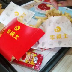 华莱士·全鸡汉堡(市医院店) User Photo