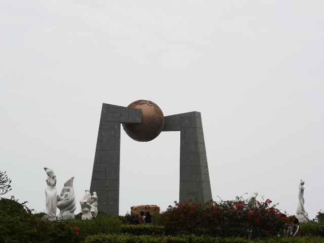 Natural Gate