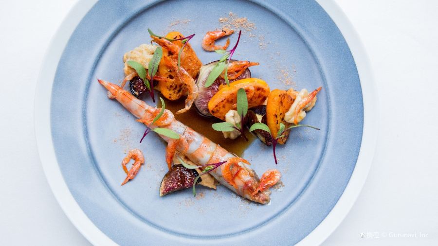 Beige Alain Ducasse Tokyo