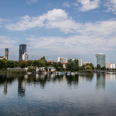 Отзывы об отеле Homeinn Plus Hotels(North Square of Tianyi Pavilion Railway Station, Ningbo)